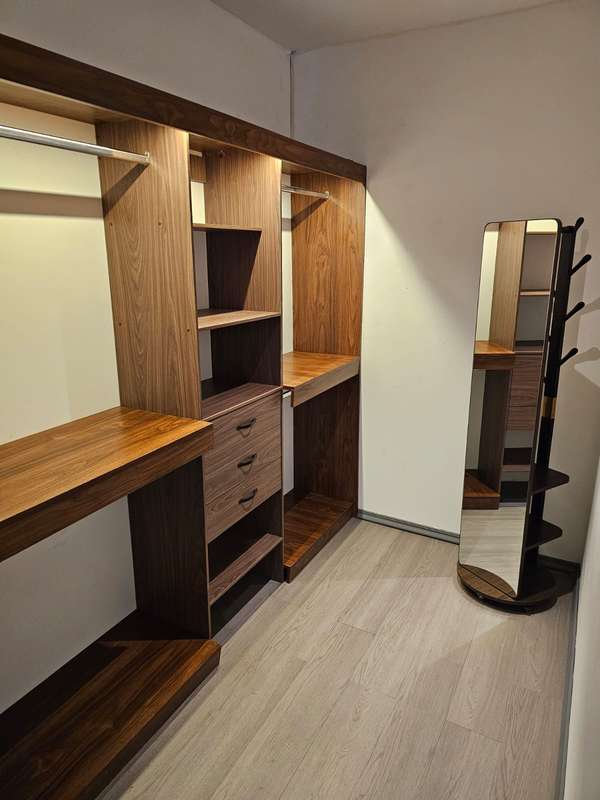Closet vestidor, casa muestra Habitá+